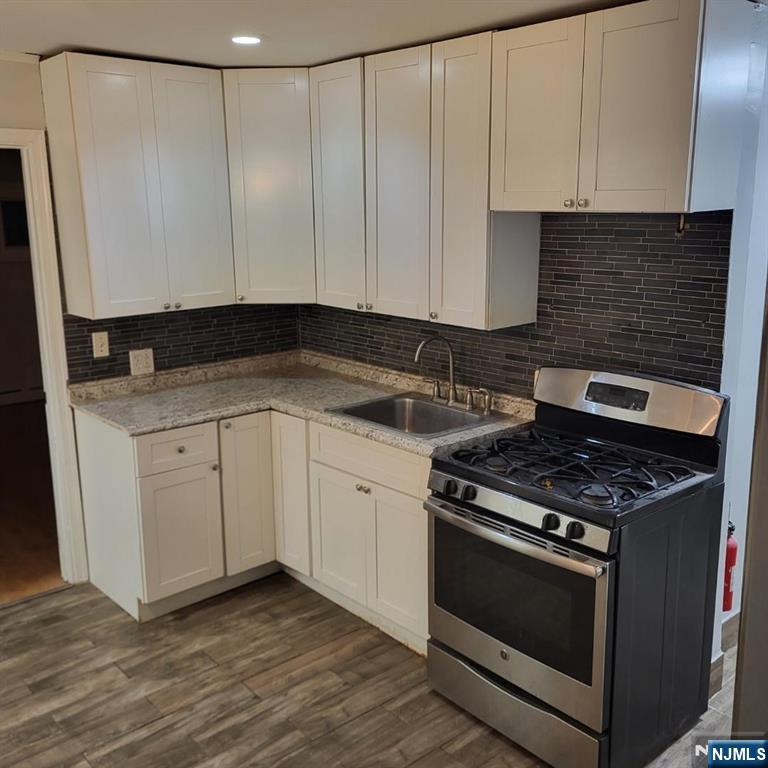 69 Riverside ,Oakland, NJ 07436