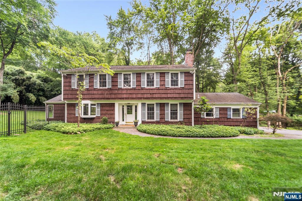 84 Briarwood Avenue,Norwood, NJ 07648