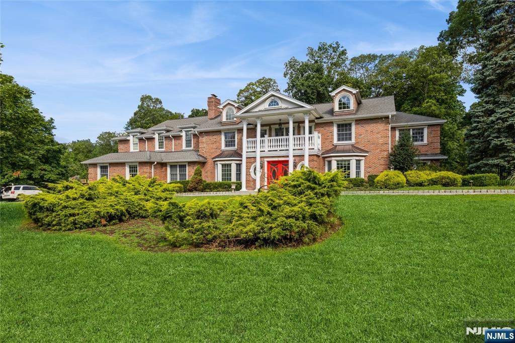 806 Iron Latch Road,Franklin Lakes, NJ 07417