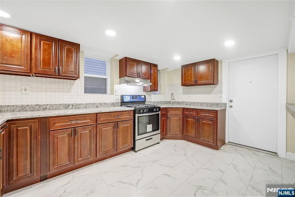 3301 Pleasant Avenue,Union City, NJ 07087