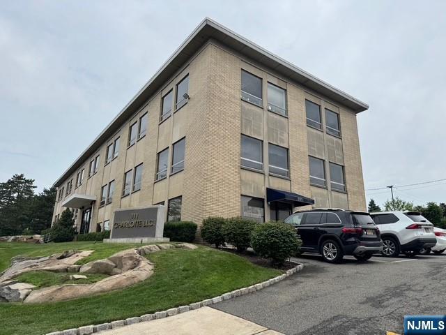 111 Charlotte Place,Englewood Cliffs, NJ 07632