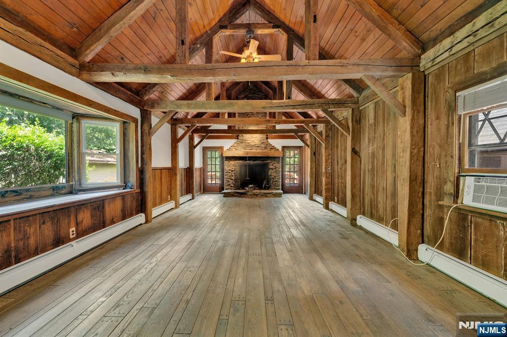 15 Cottage Place,Allendale, NJ 07401