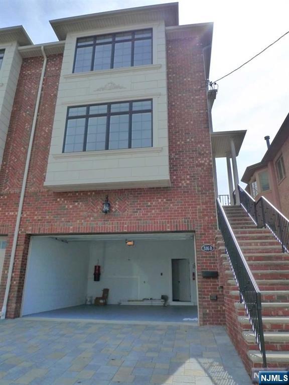 316 B 9th Street,Palisades Park, NJ 07650