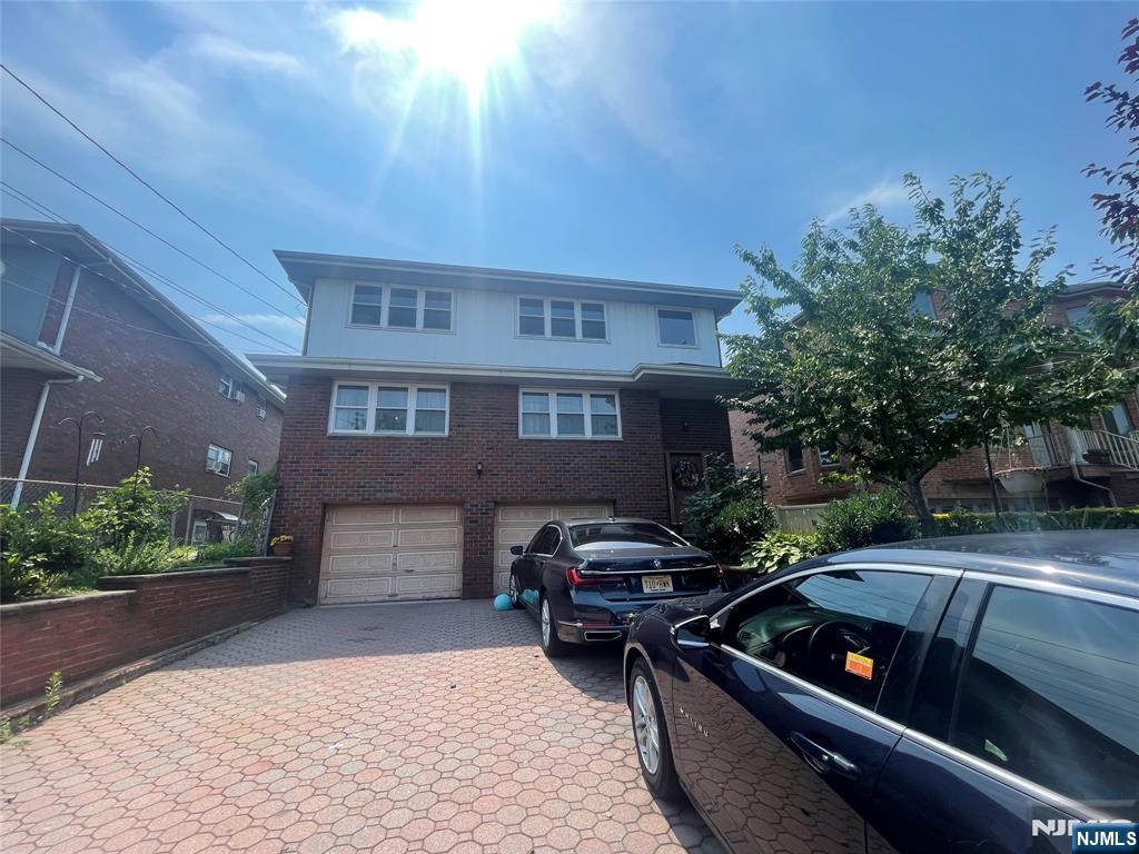 458 Lawn Avenue,Palisades Park, NJ 07650