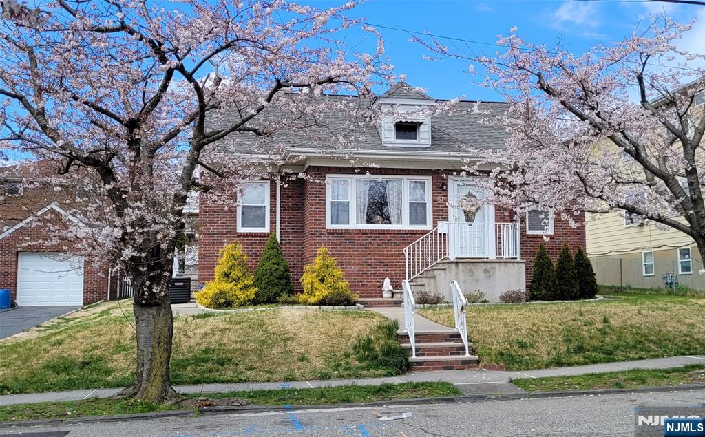 51 Westervelt Place,Lodi, NJ 07644