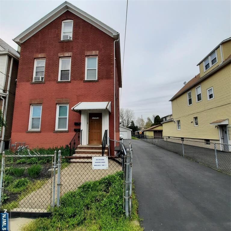 83 Plauderville Avenue,Garfield, NJ 07026