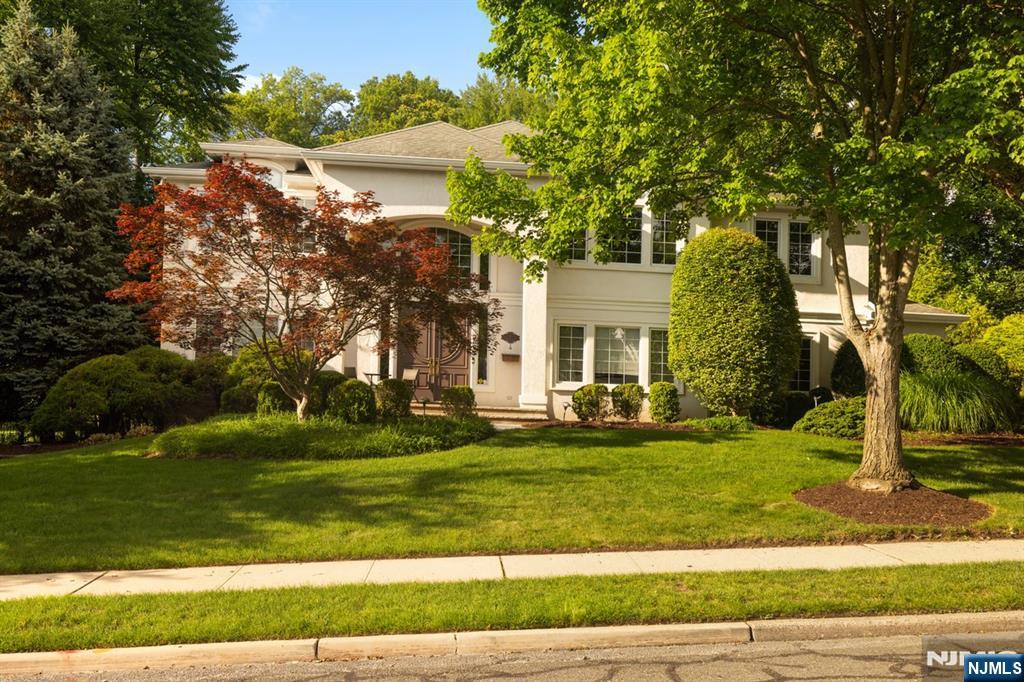 8 Church Court,Closter, NJ 07624