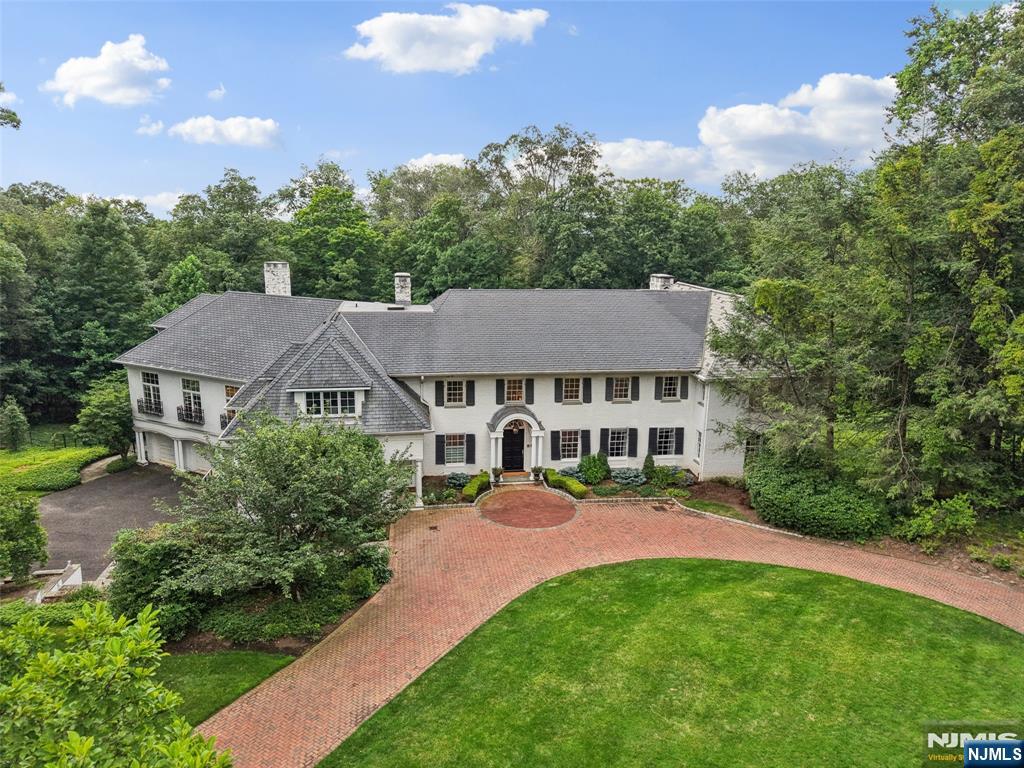11 Woodfield Lane,Saddle River, NJ 07458