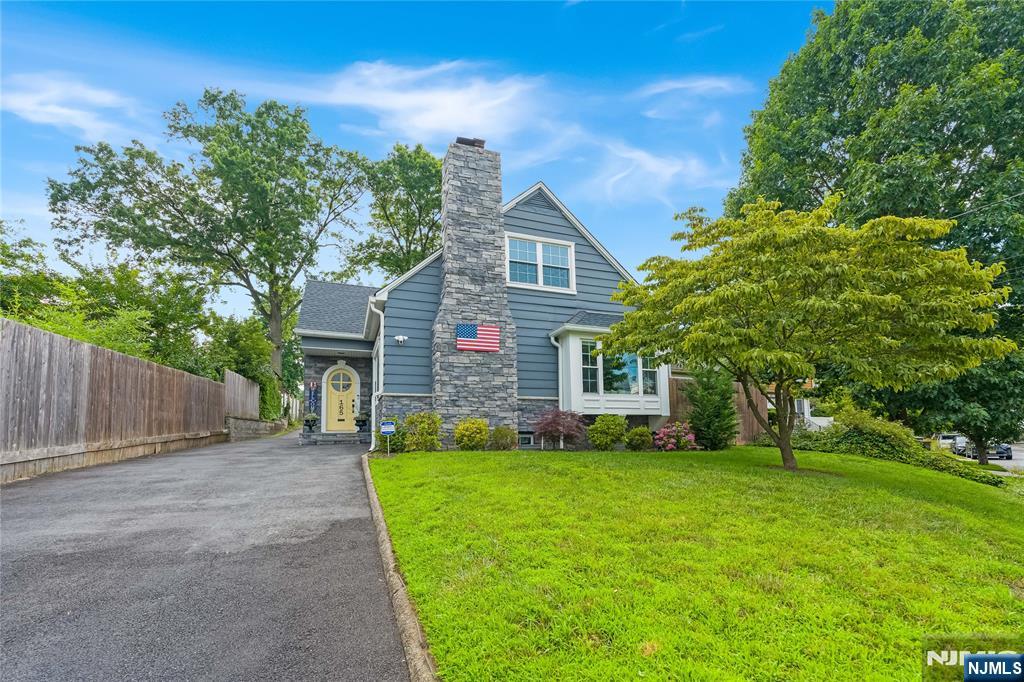 165 Pine Street,Hackensack, NJ 07601