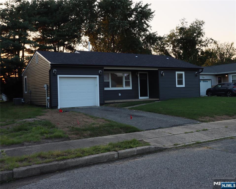 18 Bolingbroke Drive,Toms River, NJ 08757