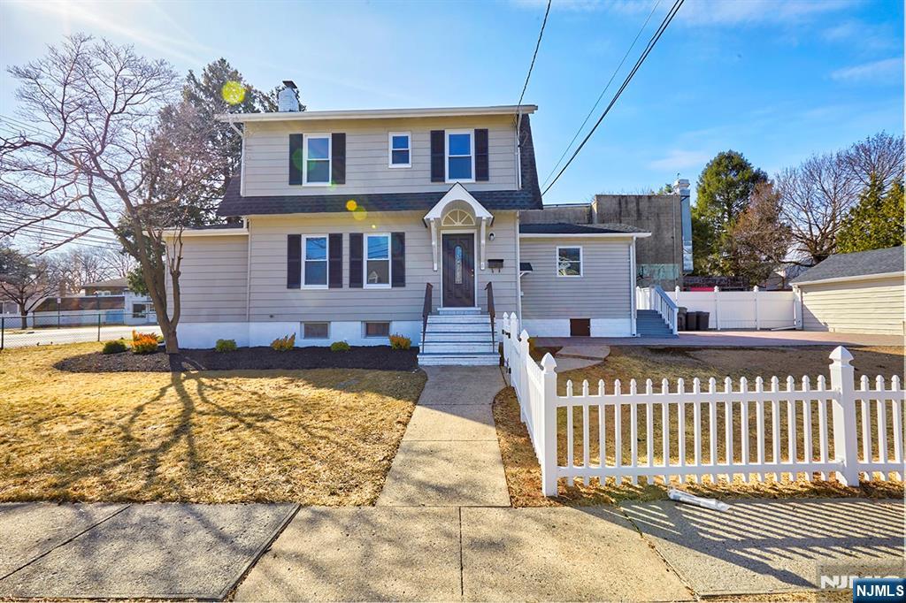 6 Levitt Avenue,Bergenfield, NJ 07621