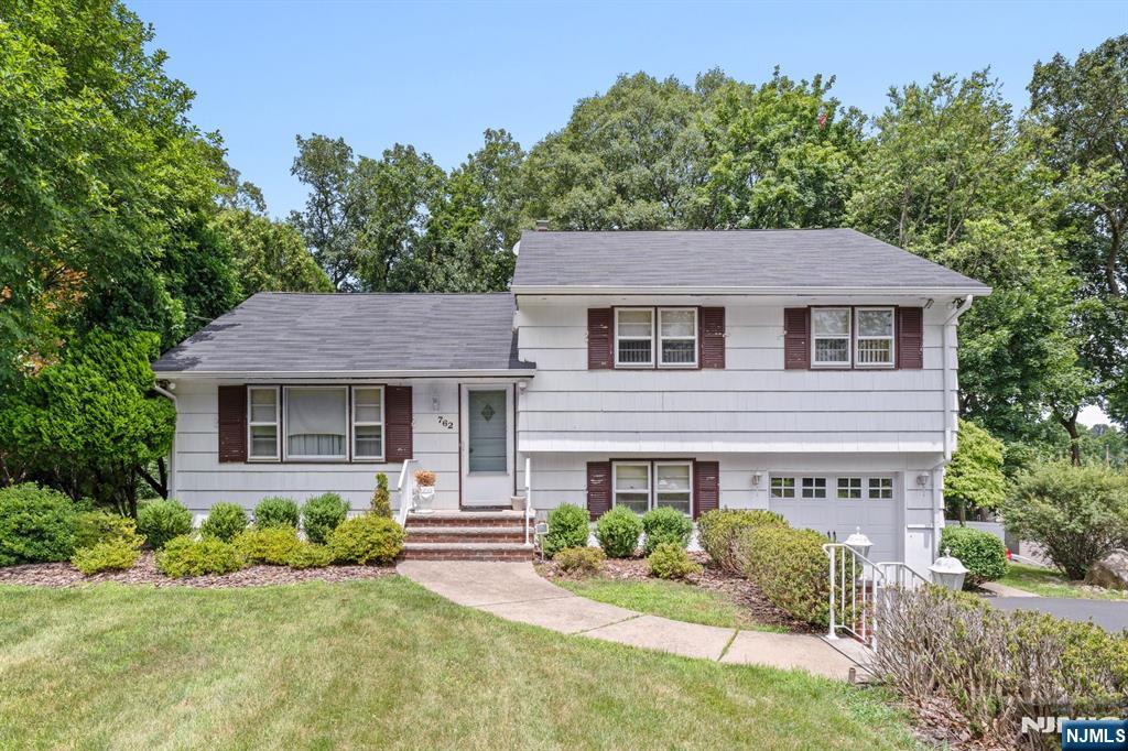 762 White Birch Road,Twp of Washington, NJ 07676