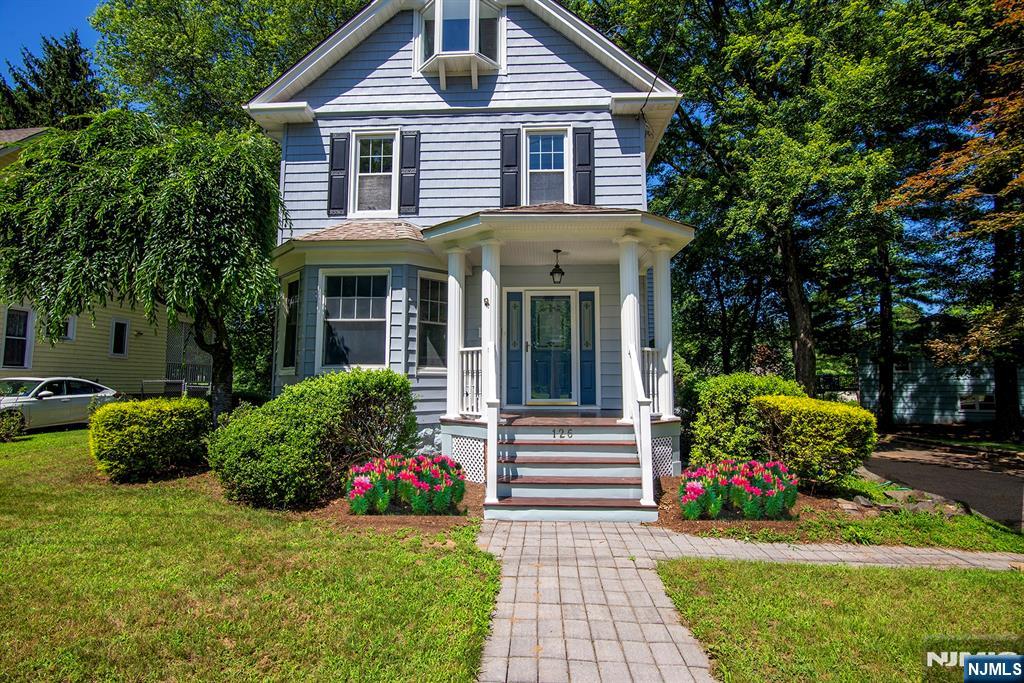 126 Grant Avenue,Cresskill, NJ 07626