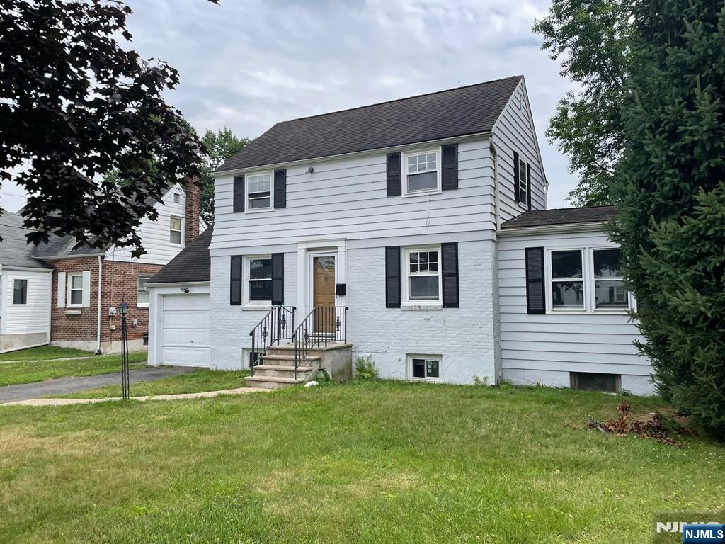 218.5 Ridge Street,New Milford, NJ 07646