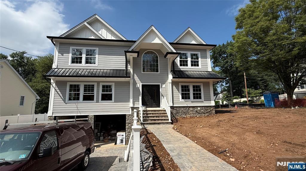 761 6th ,River Edge, NJ 07661