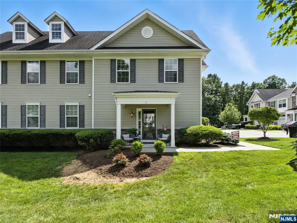 1 Burdett Court,Verona, NJ 07044