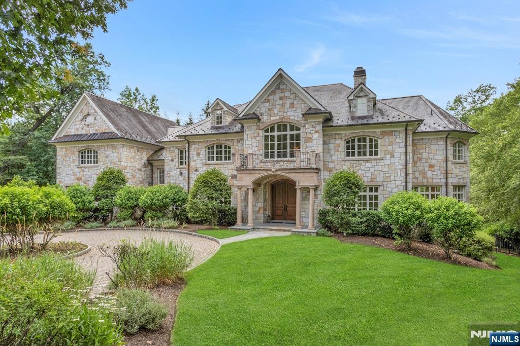 27 Marie Major Drive,Alpine, NJ 07620