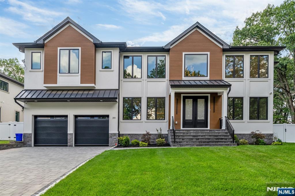 391 Harrison Street,Paramus, NJ 07652