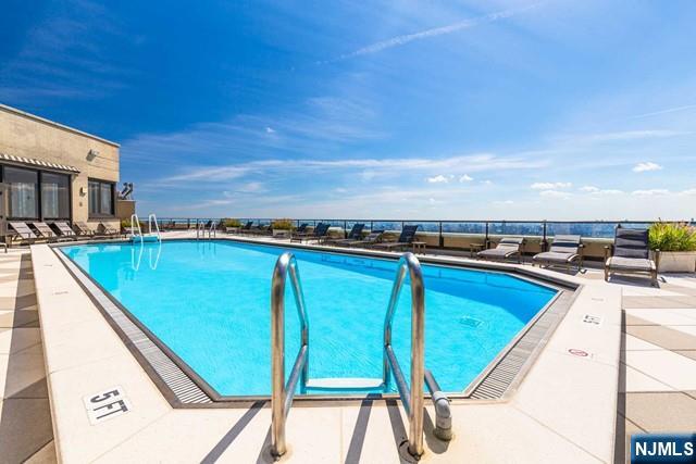 800 Palisade Avenue,Fort Lee, NJ 07024