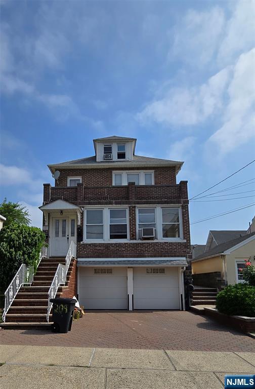 209 Columbus Place,Cliffside Park, NJ 07010