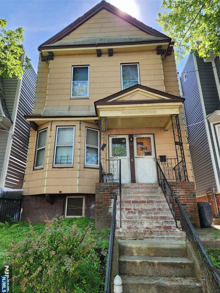 36 Romaine Avenue,Jersey City, NJ 07306