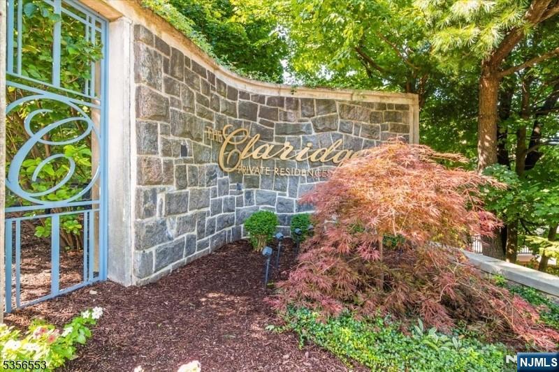 1 Claridge Drive,Verona, NJ 07044