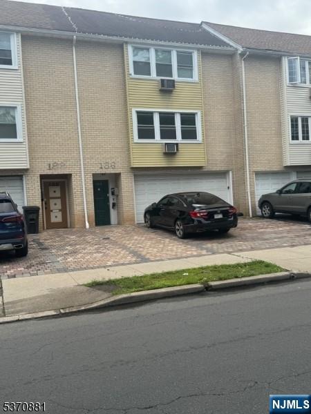 188 Park Street,East Orange, NJ 07017