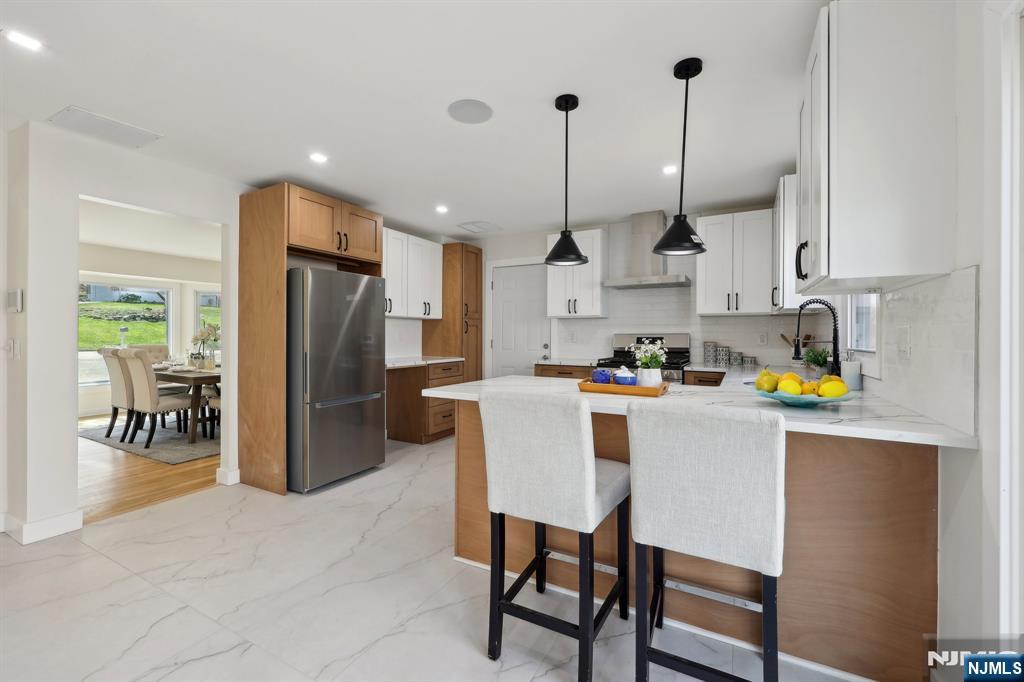 97 Wesley Drive,West Milford, NJ 07480