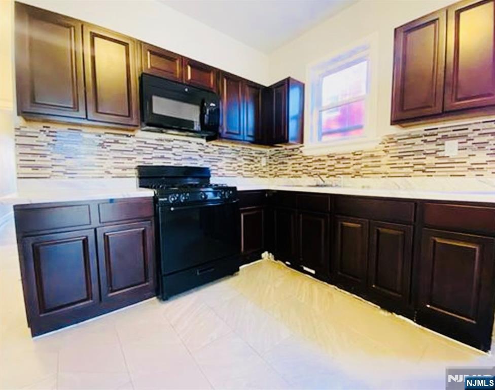 464 Avon Avenue,Newark, NJ 07108