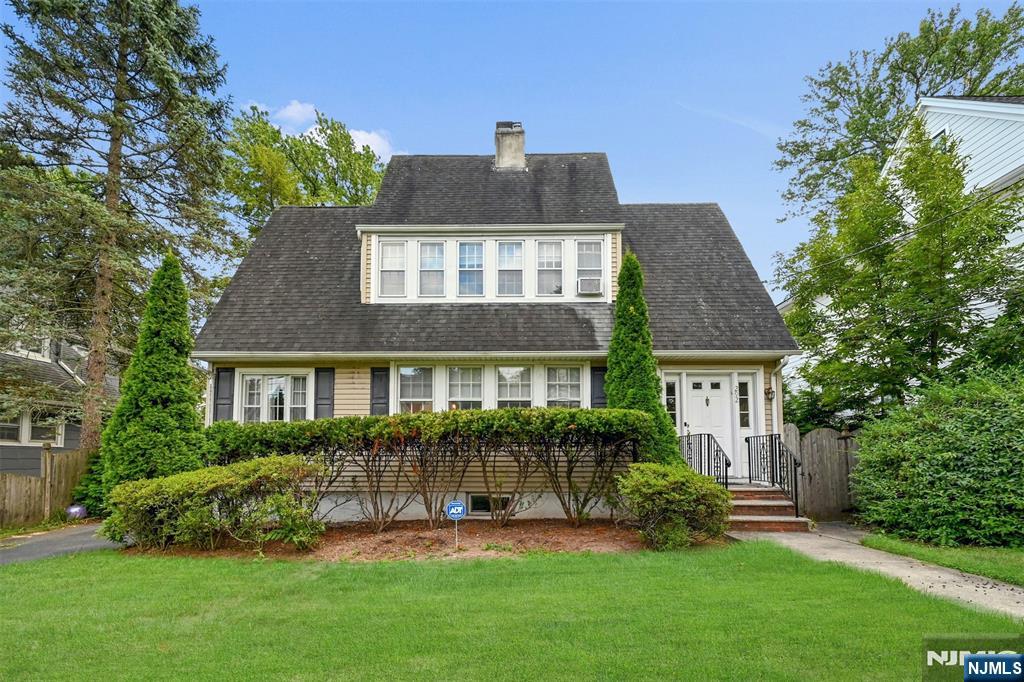 292 Edgewood Avenue,Teaneck, NJ 07666