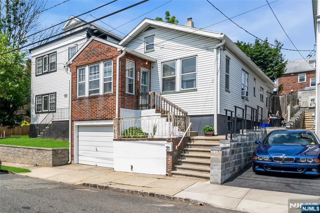 31 Mount Prospect Avenue,Belleville, NJ 07109