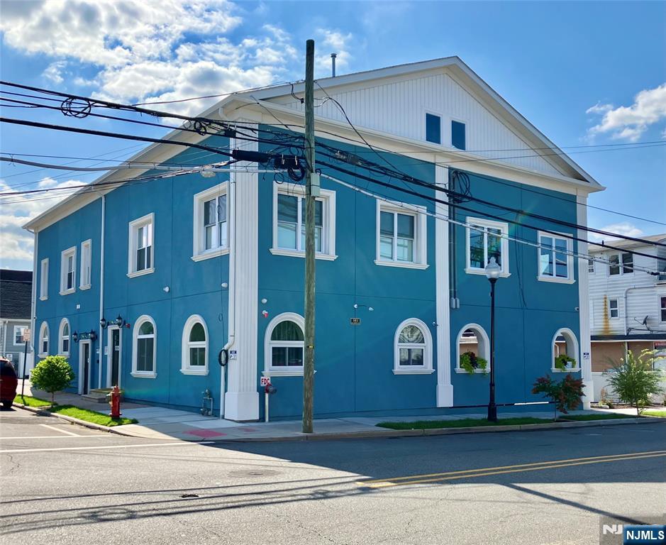 561 Van Houten Avenue,Clifton, NJ 07013