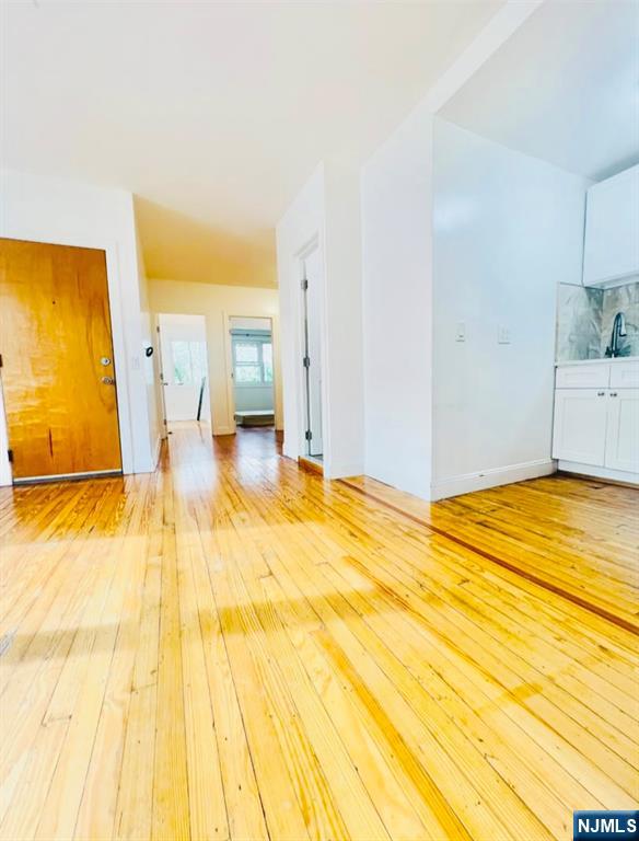 92 Lester Street,Wallington, NJ 07057