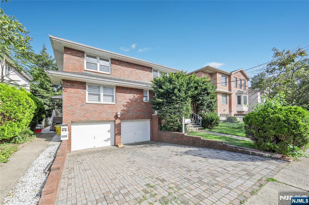 428 Lincoln Street,Palisades Park, NJ 07650