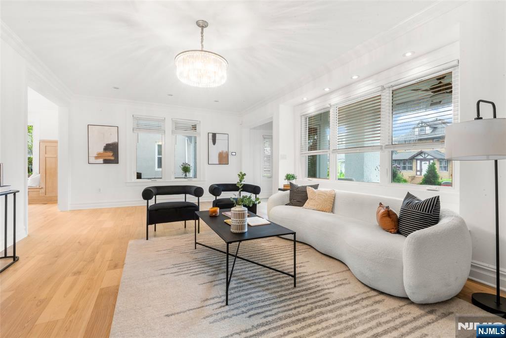 1102 Anderson Avenue,Fort Lee, NJ 07024