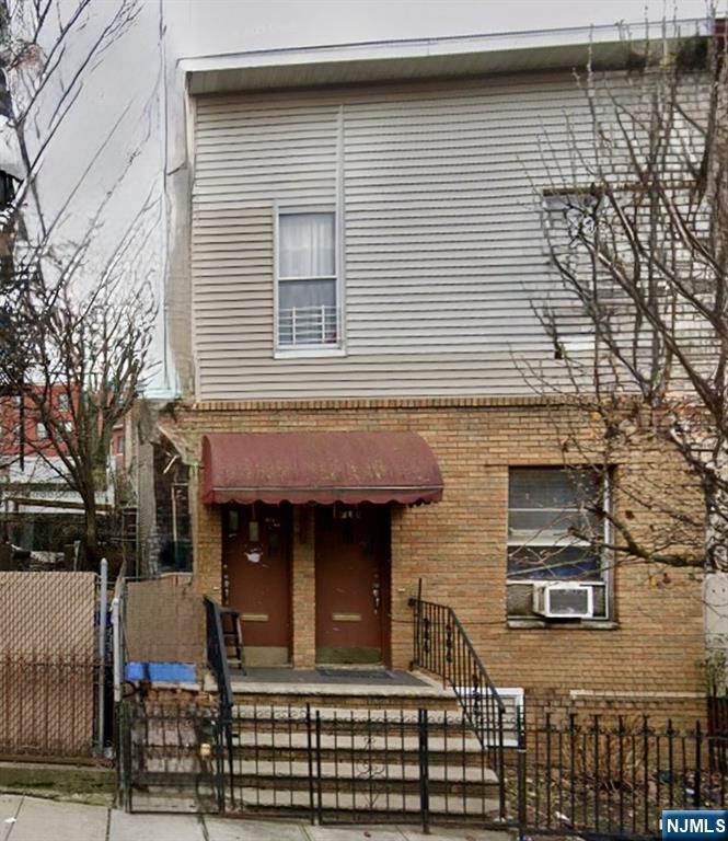 1608 Summit Avenue,Union City, NJ 07087