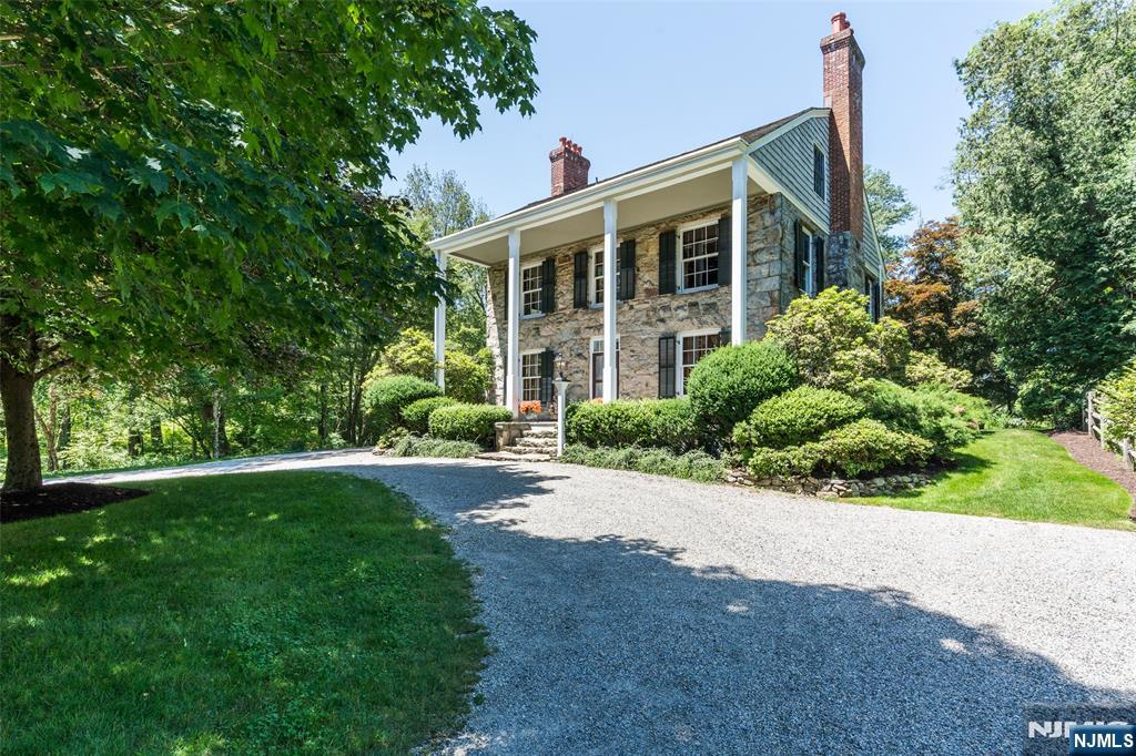 1 Robins Lane,Kinnelon Borough, NJ 07405
