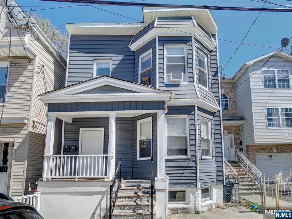 786 17th Street,Newark, NJ 07103