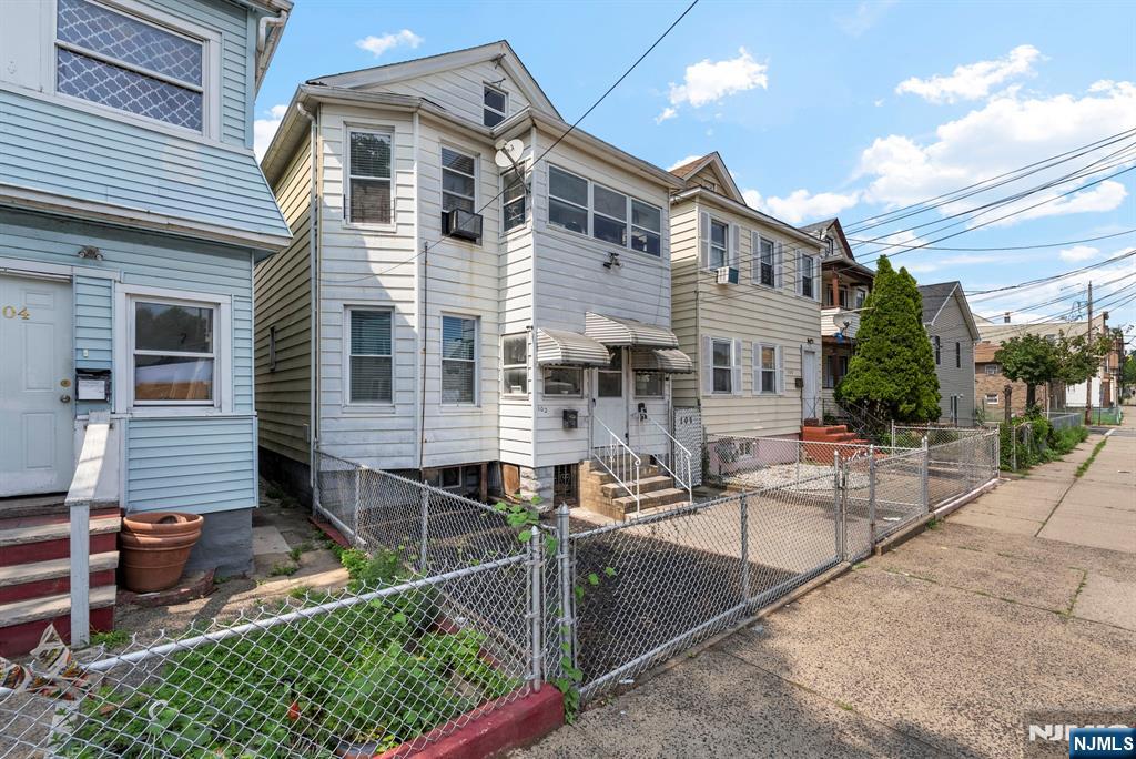 102 Highland Avenue,Clifton, NJ 07011