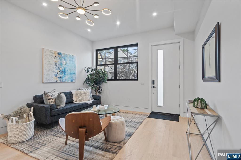 29 Armstrong Avenue,Jersey City, NJ 07305