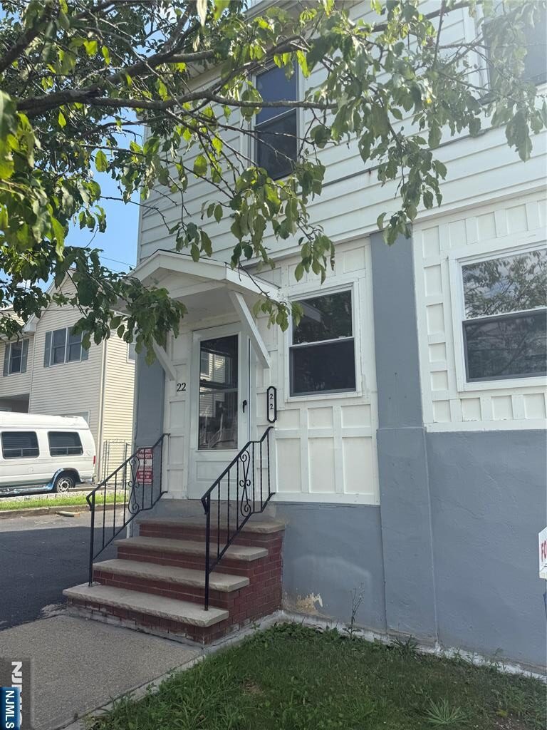 22 McKinley Avenue,Lodi, NJ 07644