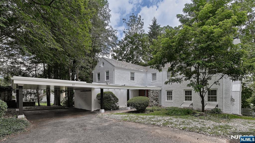 57 Winding Way,West Orange, NJ 07052