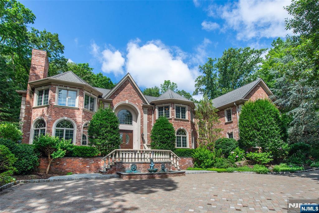 6 Adams Road,Saddle River, NJ 07458