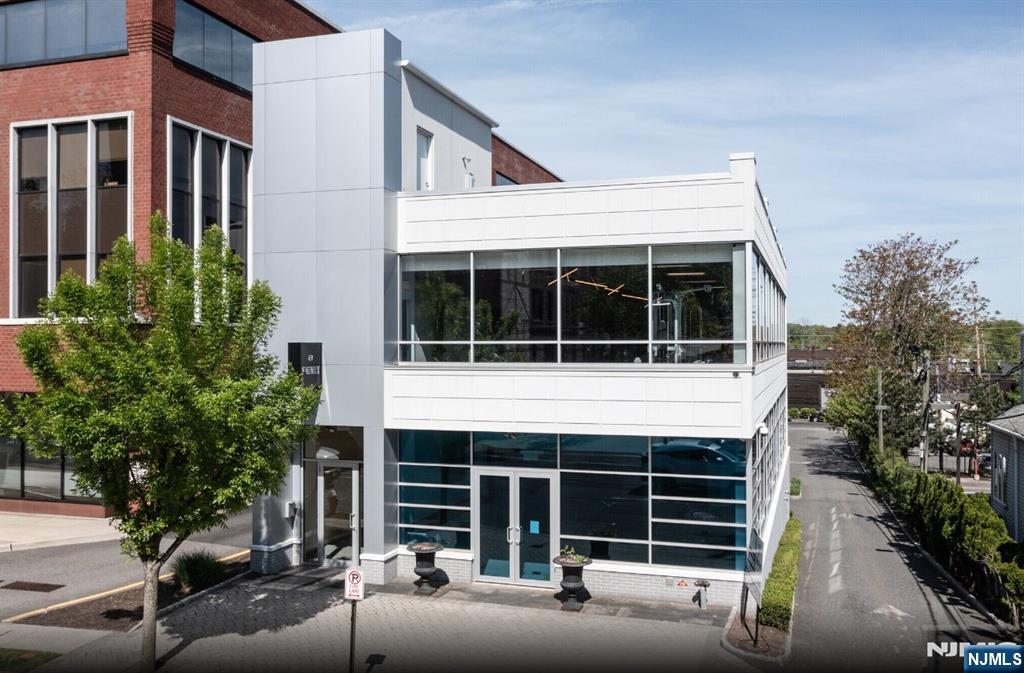 104 Grand Avenue,Englewood, NJ 07631