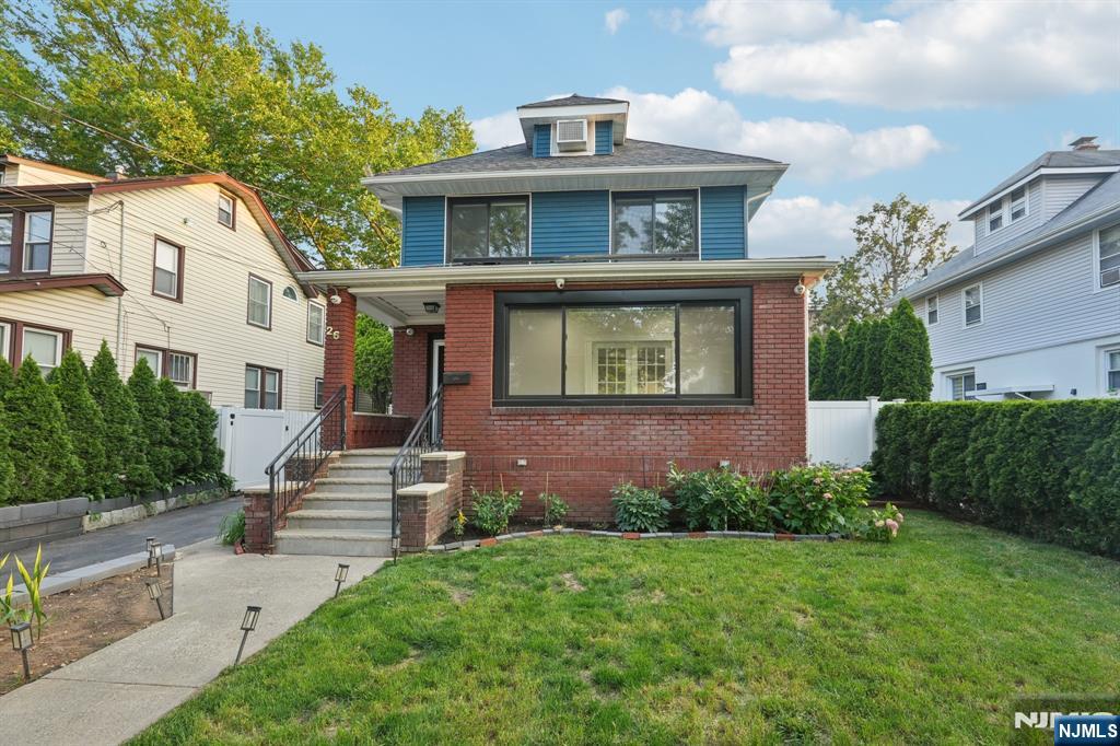 26 Amsterdam Avenue,Teaneck, NJ 07666