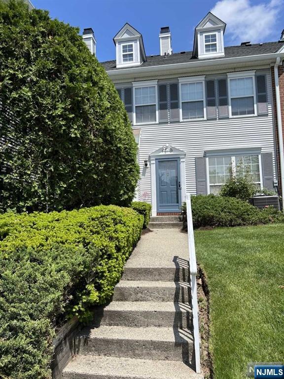 1097 Coventry Way,Mahwah, NJ 07430