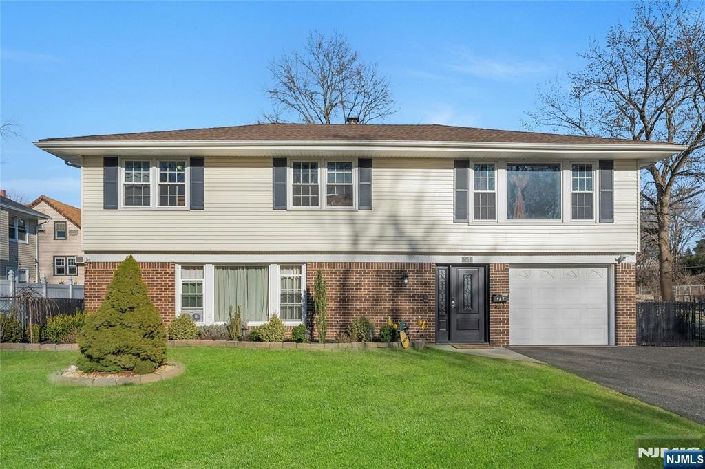 147 Pine Avenue,New Milford, NJ 07646