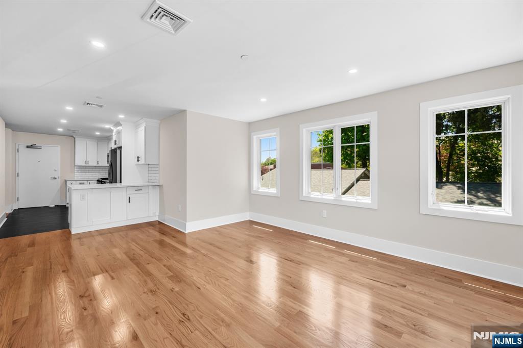 162 Closter Dock Road,Closter, NJ 07624