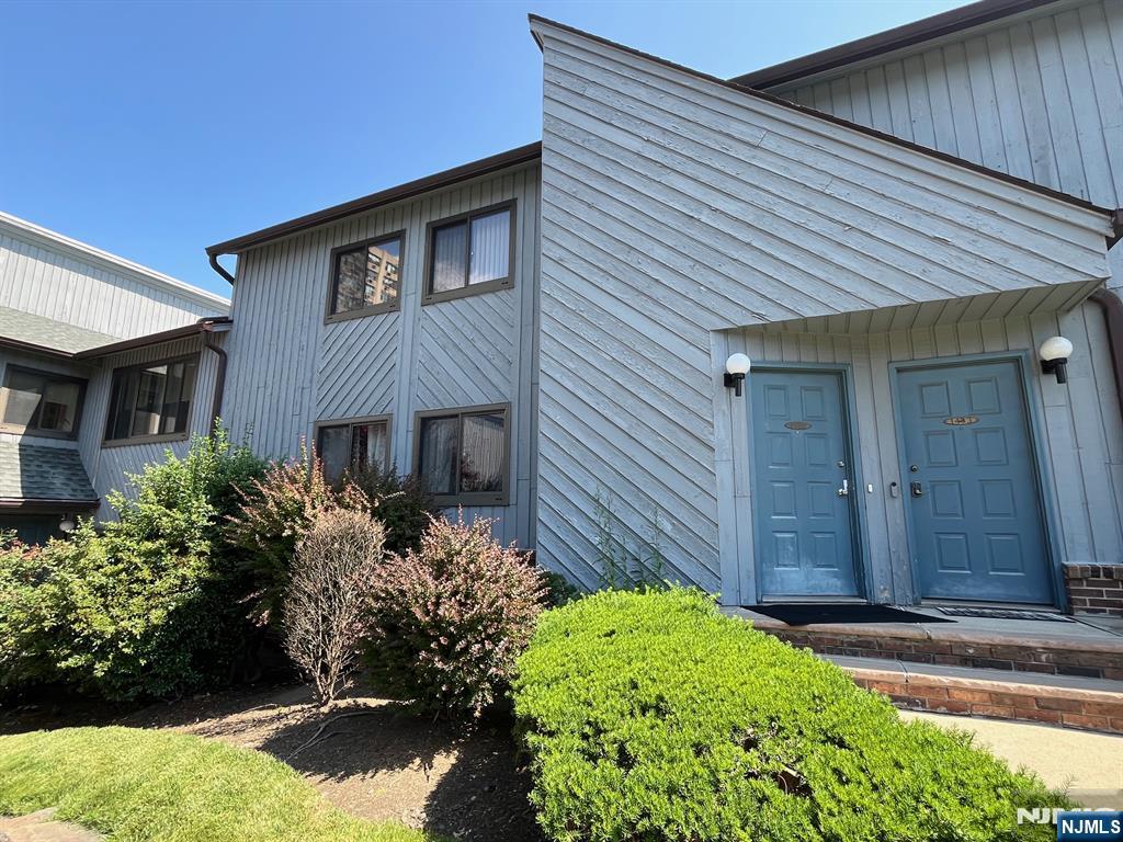 1437 John Street,Fort Lee, NJ 07024