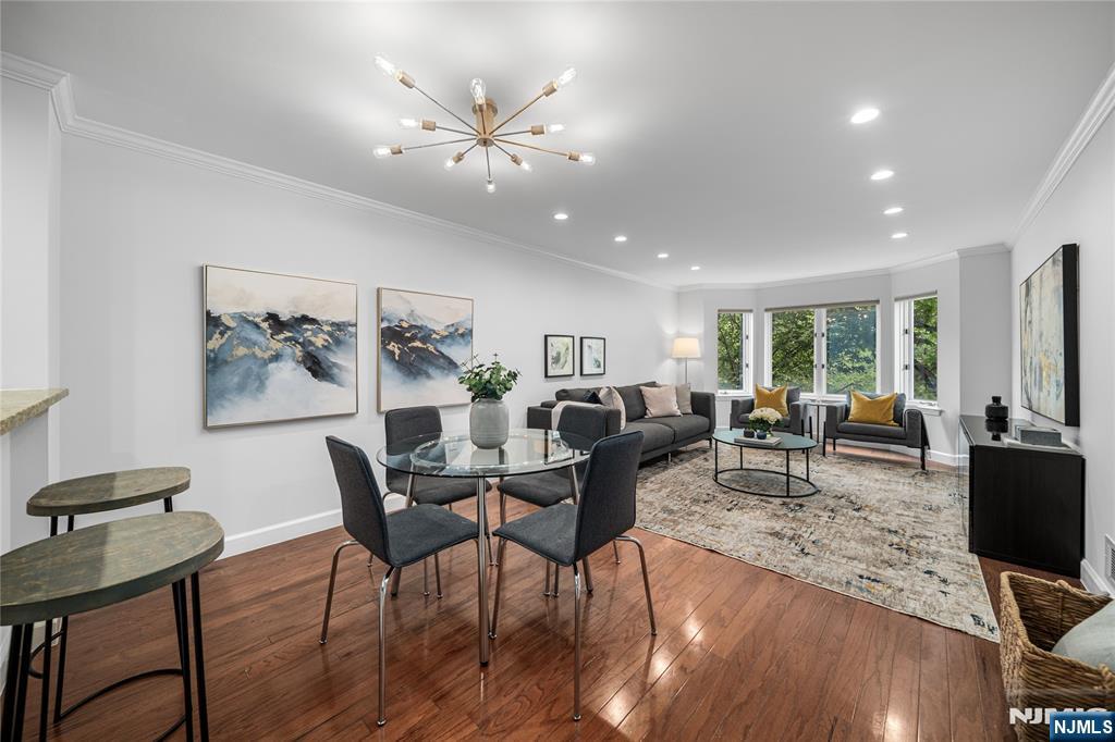 317 Ellery Court,Edgewater, NJ 07020